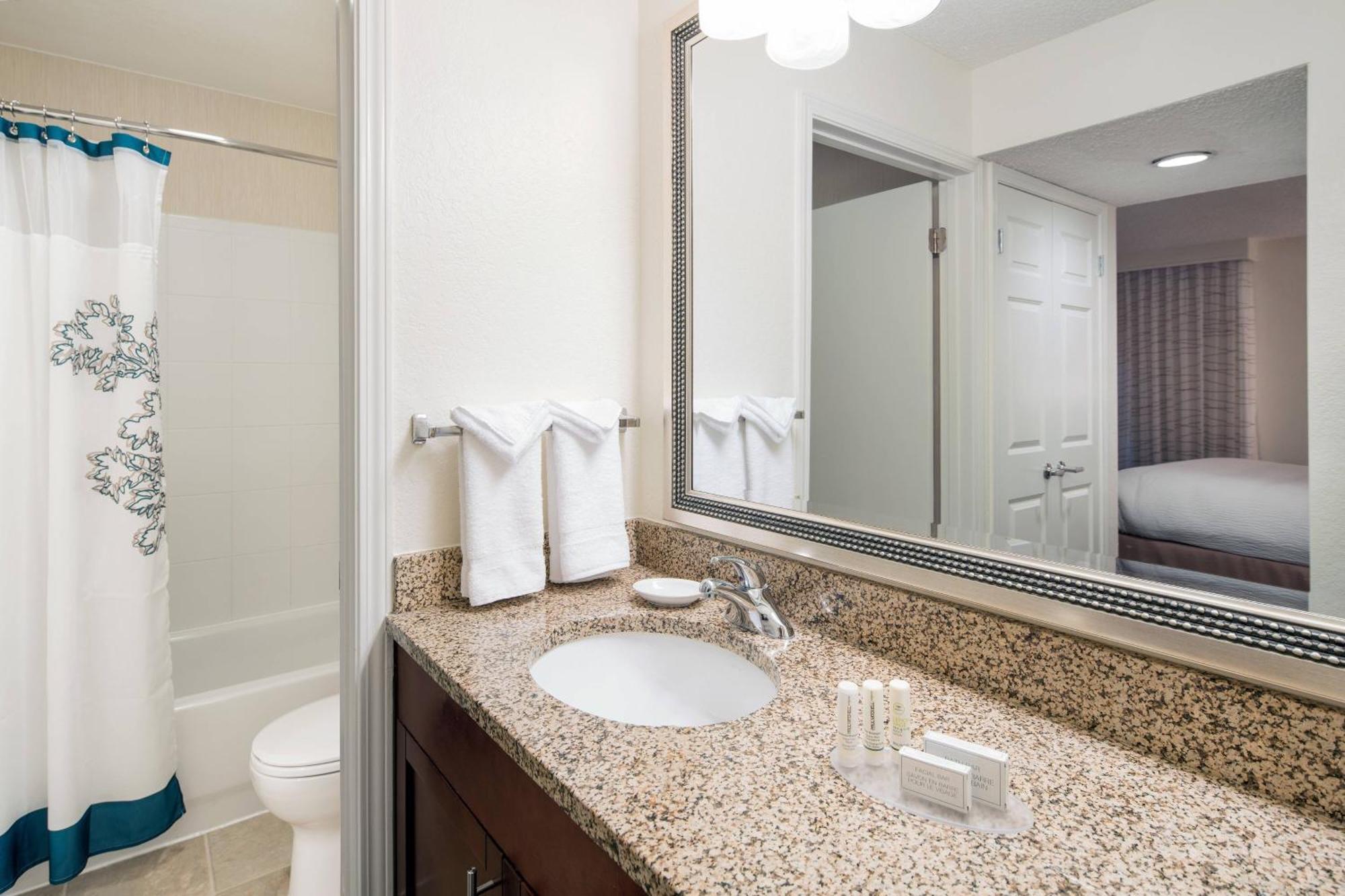 Residence Inn Costa Mesa Newport Beach Екстер'єр фото