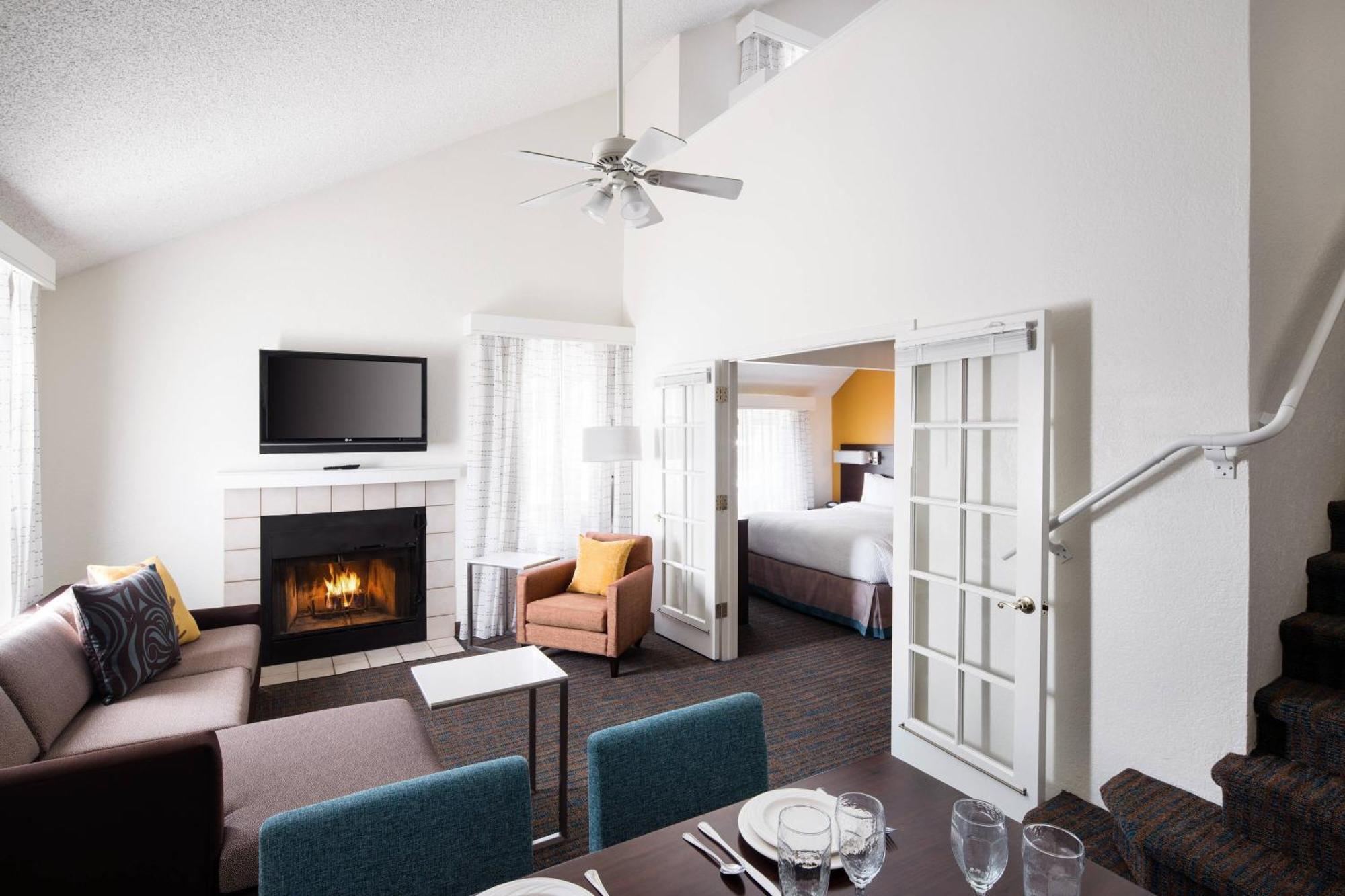 Residence Inn Costa Mesa Newport Beach Екстер'єр фото