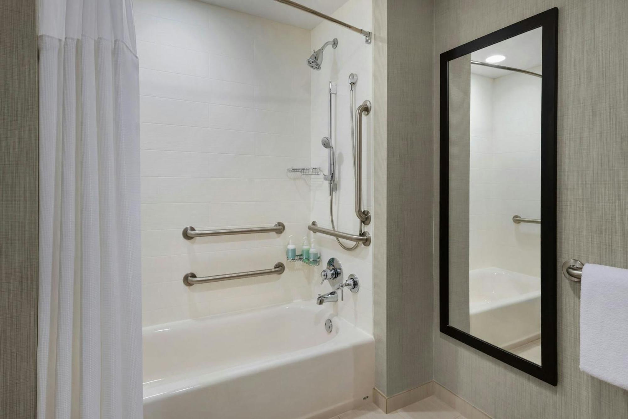 Residence Inn Costa Mesa Newport Beach Екстер'єр фото